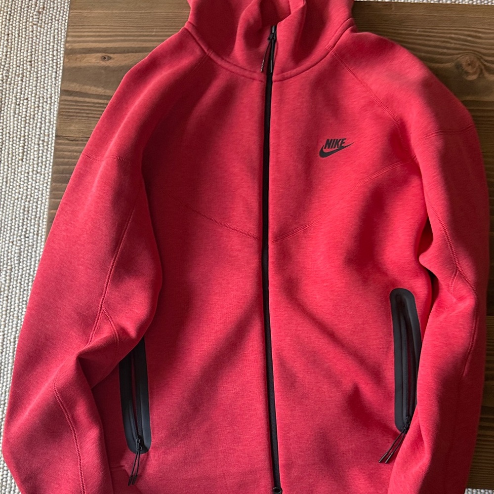 Nike Men's Red Full-Zip Performance Hoodie Jacket